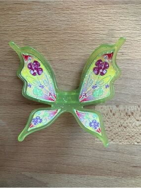 NWOT McDonald’s Winx Club Flora Fairy 2013 Green Wings Hair Clip Barrette